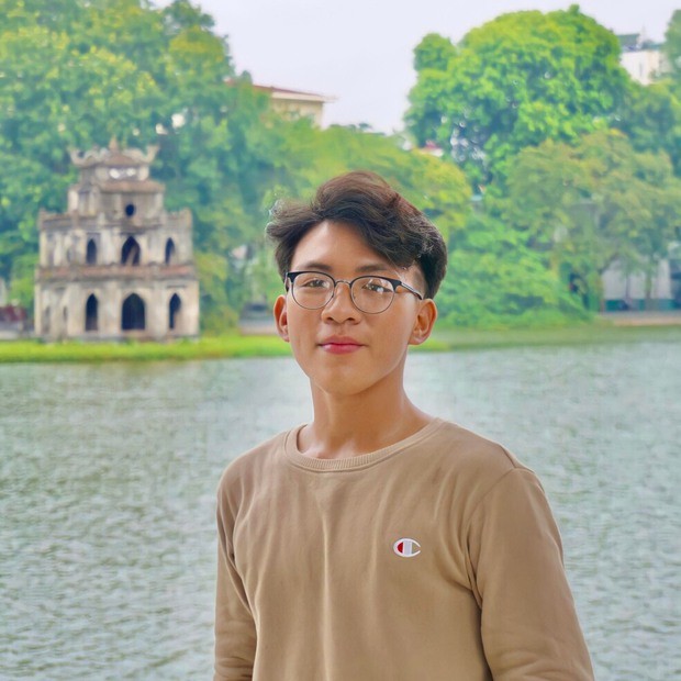 Nam sinh năm 4 làm trọng tài bộ môn Esports tại SEA Games 31: Mê game từ nhỏ, từng làm shipper để theo đuổi đam mê - Ảnh 2. Nam sinh năm 4 làm trọng tài bộ môn Esports tại SEA Games 31: Mê game từ nhỏ, từng làm shipper để theo đuổi đam mê - Ảnh 2.